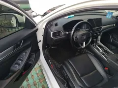2022 Honda Accord 260TURBO Luxury, белый — фото 17