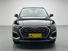 2021 Audi Q5L 40 TFSI Luxury Sport, чёрный — фото 2