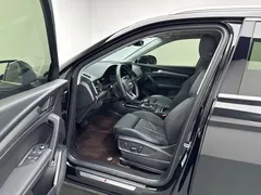 2021 Audi Q5L 40 TFSI Luxury Sport, чёрный — фото 5