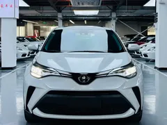2023 Toyota C-HR 2.0L, белый — фото 2