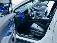 2023 Toyota C-HR 2.0L, белый — фото 4