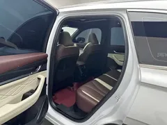 2021 Geely Monjaro 2.0TD DCT EVO 2WD Premium, белый — фото 6