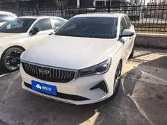 2022 Geely Emgrand 4th Gen 1.5L CVT Premium, белый — фото 1