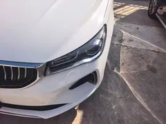 2022 Geely Emgrand 4th Gen 1.5L CVT Premium, белый — фото 5