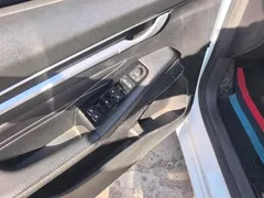 2022 Geely Emgrand 4th Gen 1.5L CVT Premium, белый — фото 7