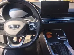 2022 Geely Emgrand 4th Gen 1.5L CVT Premium, белый — фото 12