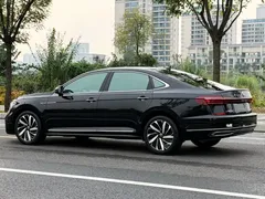 2022 Volkswagen Passat 330TSI Luxury, чёрный — фото 6
