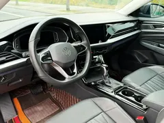 2022 Volkswagen Passat 330TSI Luxury, чёрный — фото 14