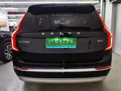 2022 Volvo XC90 B5 Luxury 5-seat, чёрный — фото 6