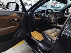 2022 Volvo XC90 B5 Luxury 5-seat, чёрный — фото 16