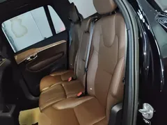 2022 Volvo XC90 B5 Luxury 5-seat, чёрный — фото 17