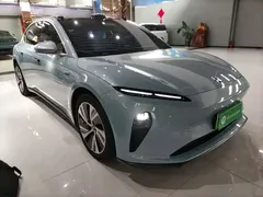 2024 Nio ET5 75kWh EV, синий — фото 4