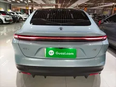 2024 Nio ET5 75kWh EV, синий — фото 6