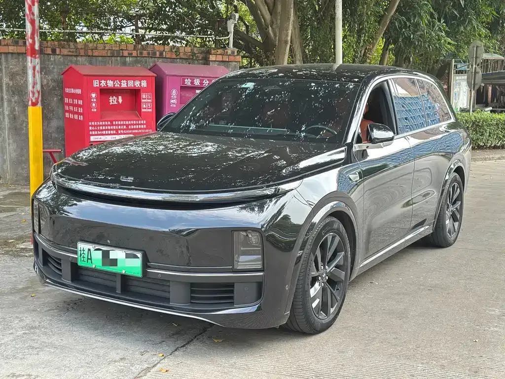 2023 Li Auto L8