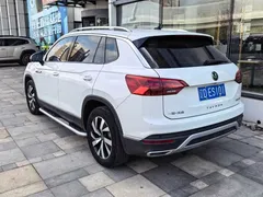 2022 Volkswagen Tayron 280TSI 2WD Luxury, белый — фото 3