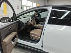 2025 Li Auto i6 2WD Standard, белый — фото 3