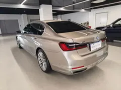 2021 BMW 7 Series 740Li Leading Luxury Package — фото 6