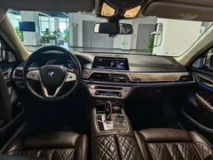 2021 BMW 7 Series 740Li Leading Luxury Package — фото 11