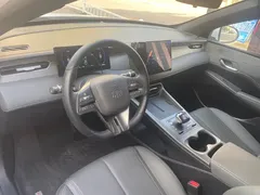 2025 BYD Qin PLUS DM-i PHEV Smart Driving 55km Leading, белый — фото 10