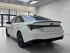 2022 Hyundai Elantra 1.5L CVT 20th Anniversary, белый — фото 4