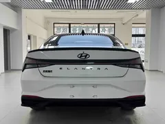 2022 Hyundai Elantra 1.5L CVT 20th Anniversary, белый — фото 5