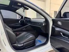 2022 Hyundai Elantra 1.5L CVT 20th Anniversary, белый — фото 10