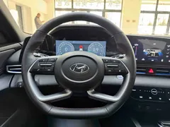 2022 Hyundai Elantra 1.5L CVT 20th Anniversary, белый — фото 16