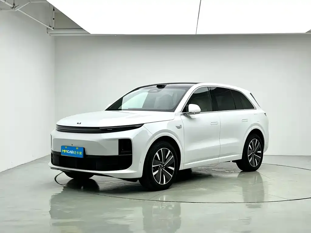 2025 Li Auto L6