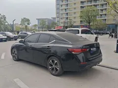 2021 Nissan Sylphy 1.6L XL CVT, чёрный — фото 7