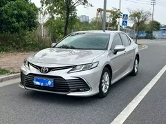 2021 Toyota Camry 2.0G Luxury — фото 1