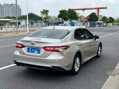 2021 Toyota Camry 2.0G Luxury — фото 5