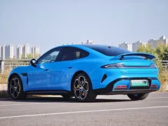 2026 Xiaomi SU7 RWD Standard, синий — фото 6