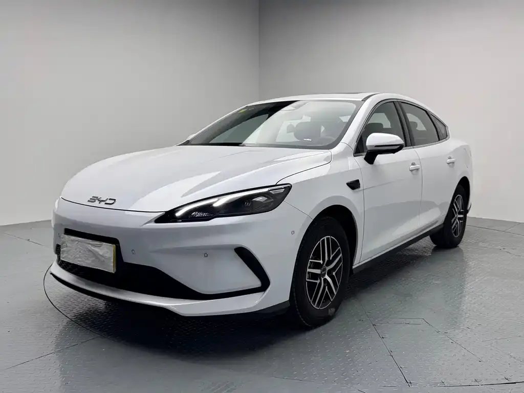 2025 BYD Seal 05 PHEV 120KM Smart Driving Flagship