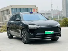 2024 Aito M9 EREV Max 42kWh 6-seat, чёрный — фото 3