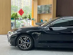 2022 BMW 4 Series 425i M Sport Package, чёрный — фото 13