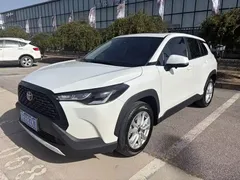 2022 Toyota Corolla Cross 2.0L Elite, белый — фото 1