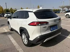 2022 Toyota Corolla Cross 2.0L Elite, белый — фото 6