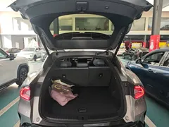 2025 Xiaomi YU7 4WD Max — фото 19