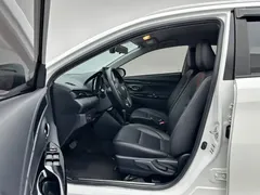 2021 Toyota Yaris L Zhixuan X 1.5L CVT Luxury, белый — фото 16