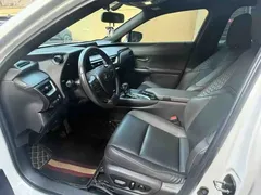 2020 Lexus UX 200 Special Edition, белый — фото 6