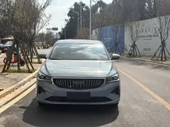 2022 Geely Emgrand 4th Gen 1.5L CVT Premium — фото 2