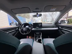 2022 Geely Emgrand 4th Gen 1.5L CVT Premium — фото 6