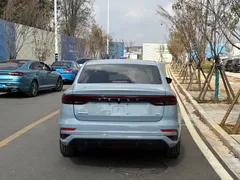 2022 Geely Emgrand 4th Gen 1.5L CVT Premium — фото 11