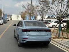 2022 Geely Emgrand 4th Gen 1.5L CVT Premium — фото 12