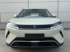 2025 BYD Yuan UP Smart Driving 401km Vitality, зелёный — фото 2