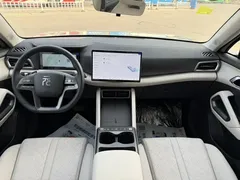 2025 BYD Yuan UP Smart Driving 401km Vitality, зелёный — фото 8
