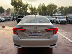 2022 Honda Crider 180Turbo CVT Luxury, белый — фото 5