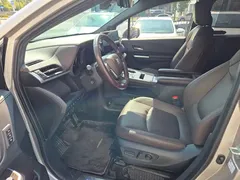 2021 Toyota Sienna 2.5L Hybrid Platinum — фото 7