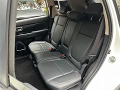 2020 Mitsubishi Outlander 2.0L 2WD 5-seat, белый — фото 8