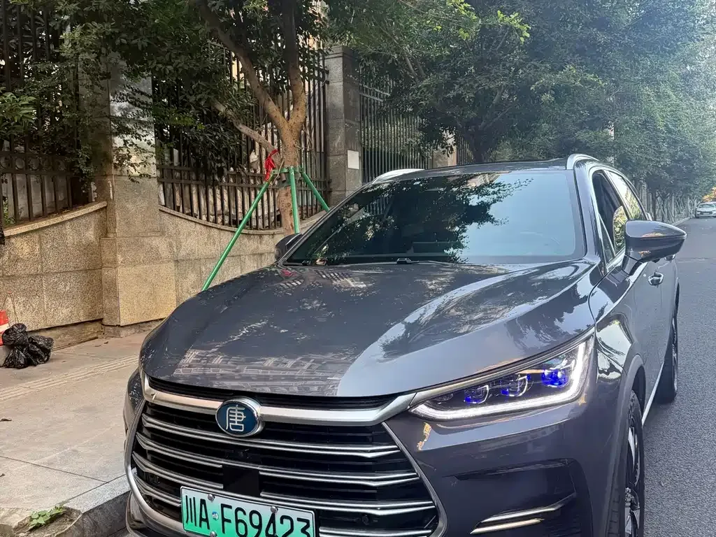 2023 BYD Tang DM-i PHEV Champion 112km Premium